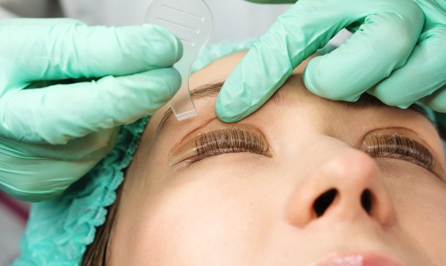 Wimpernlifting/ Wimpernwelle 35 € inklusive färben